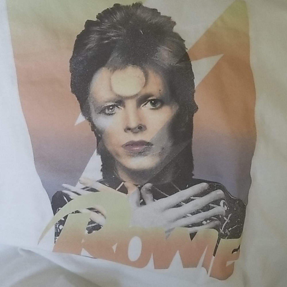 NWT Bowie tshirt - Picture 2 of 4